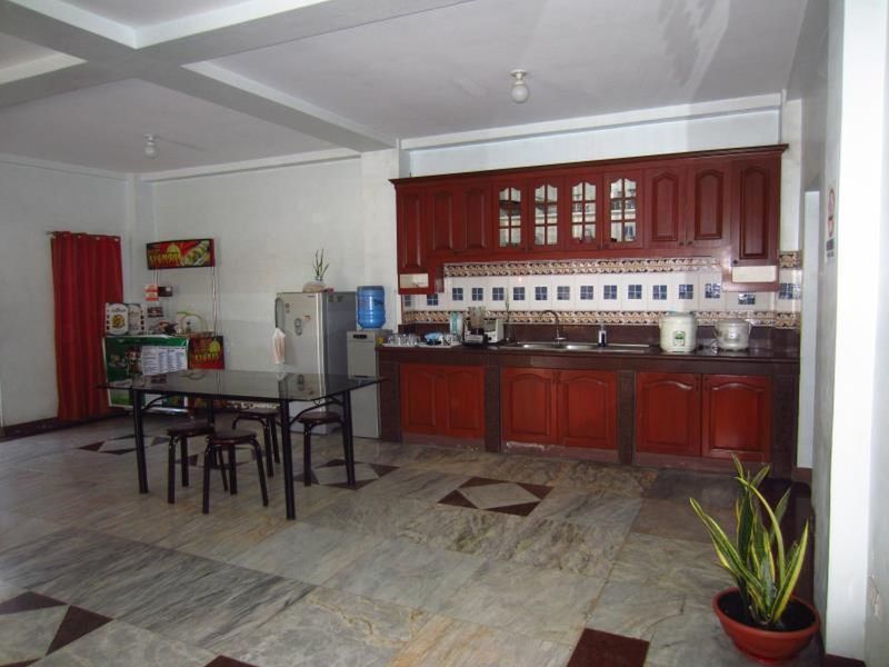 Pe'Re Aristo Guesthouse Mandaue Eksteriør billede