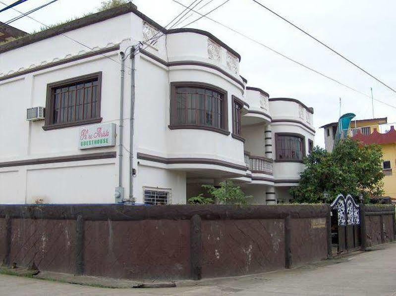 Pe'Re Aristo Guesthouse Mandaue Eksteriør billede