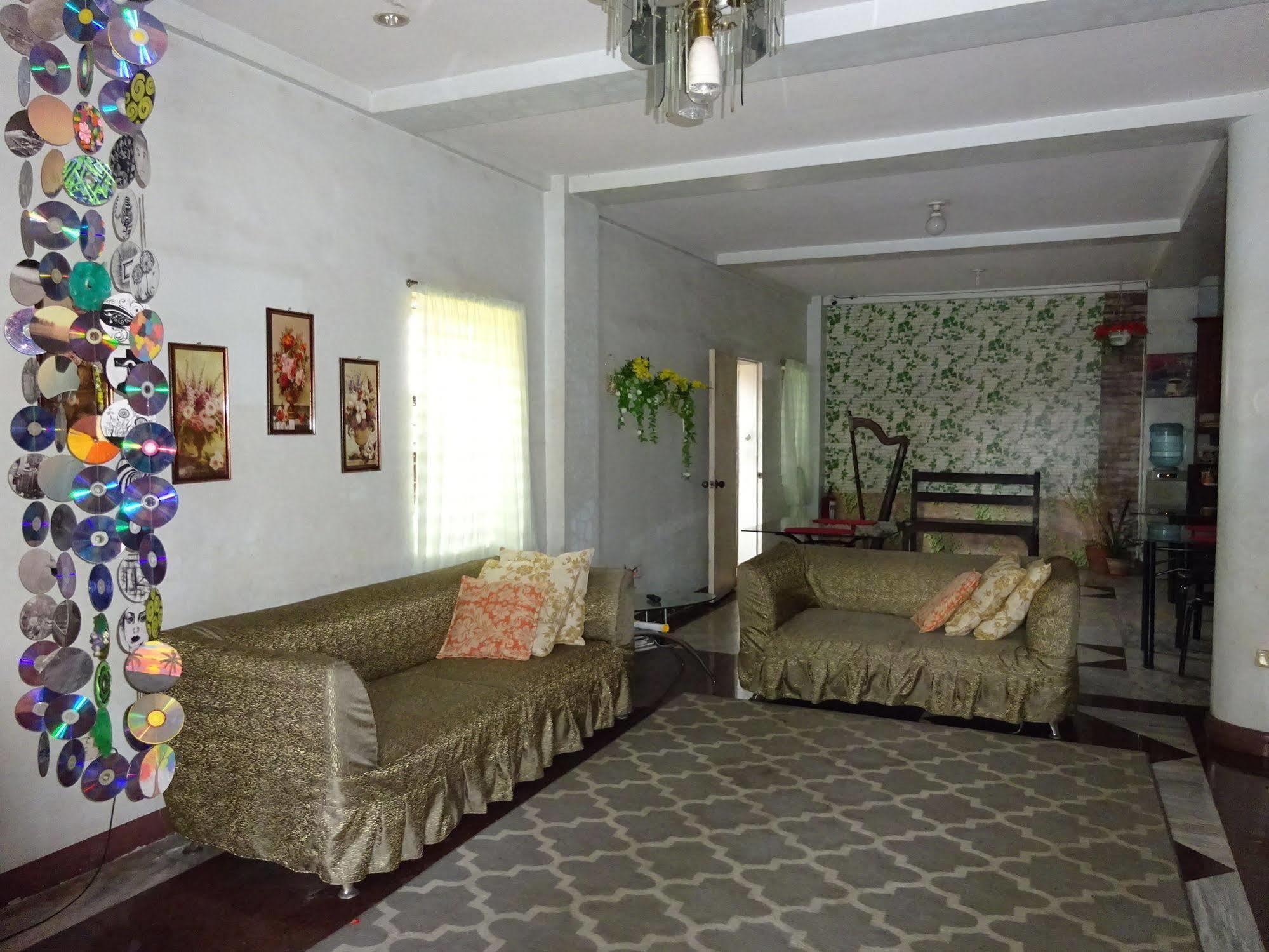 Pe'Re Aristo Guesthouse Mandaue Eksteriør billede
