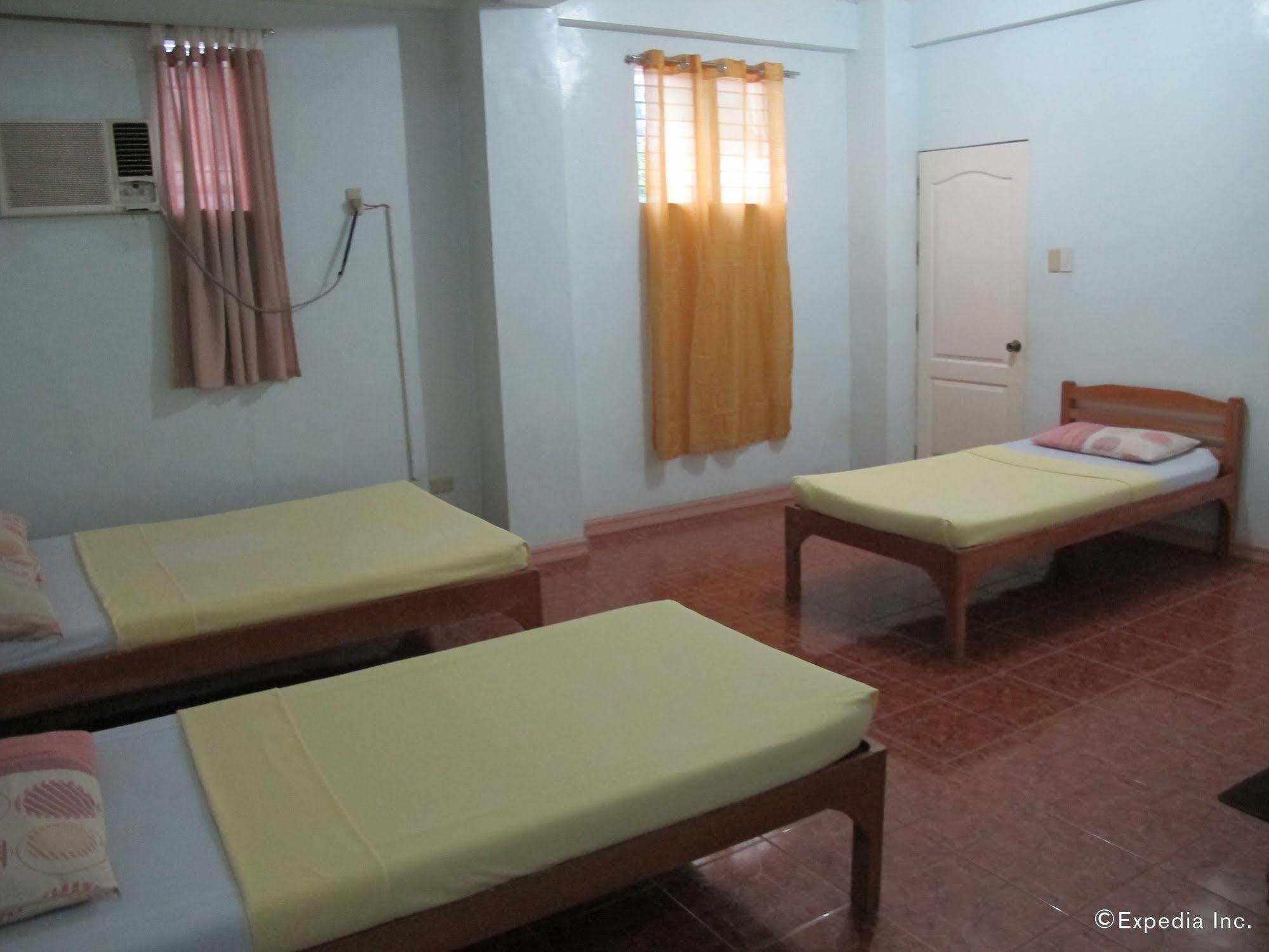 Pe'Re Aristo Guesthouse Mandaue Eksteriør billede