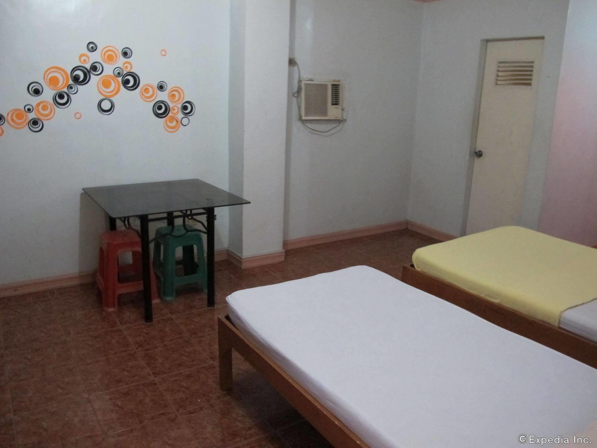Pe'Re Aristo Guesthouse Mandaue Eksteriør billede