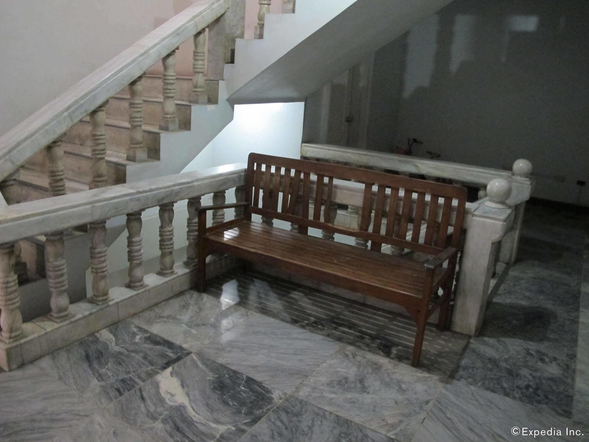 Pe'Re Aristo Guesthouse Mandaue Eksteriør billede