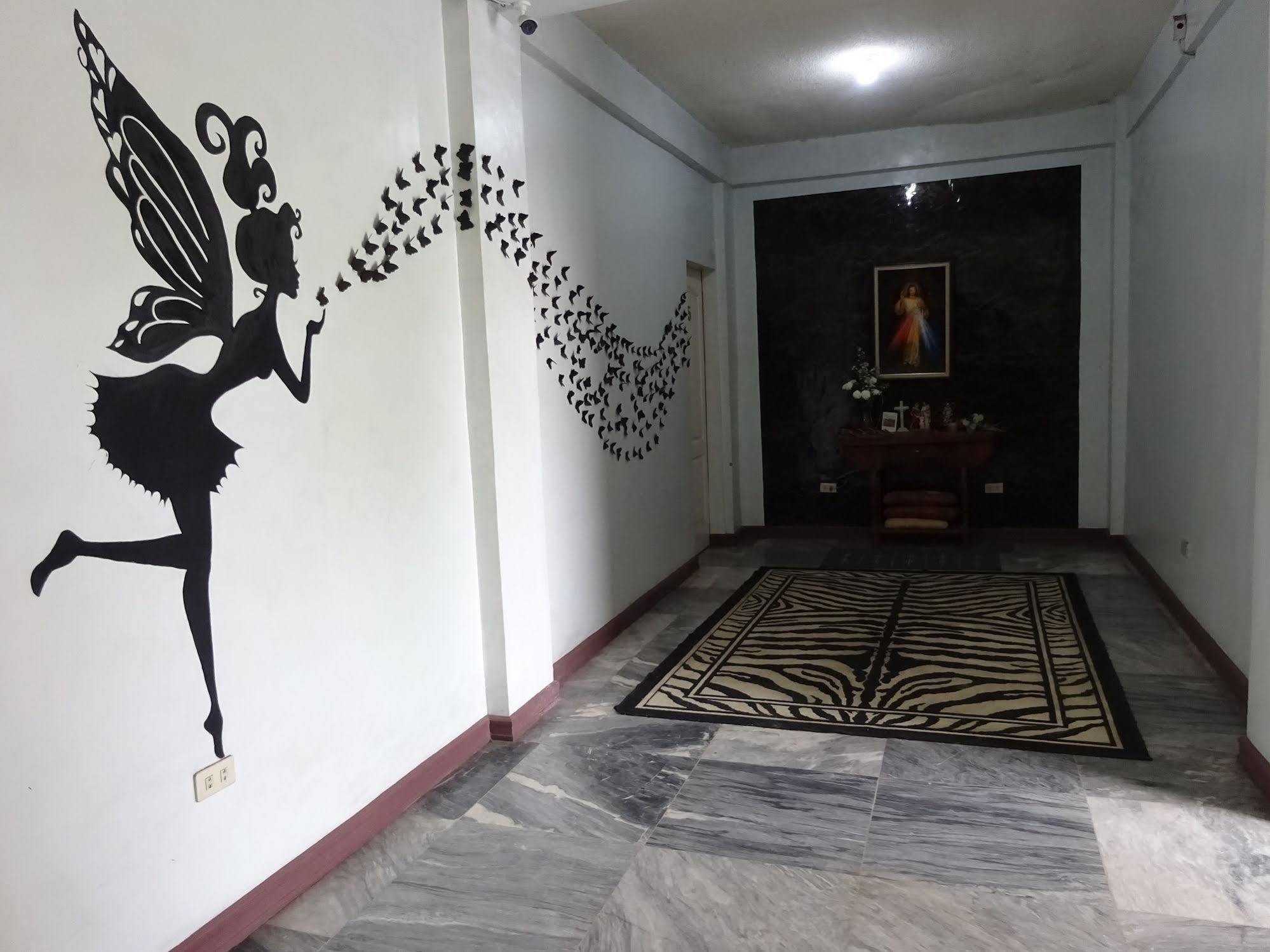 Pe'Re Aristo Guesthouse Mandaue Eksteriør billede