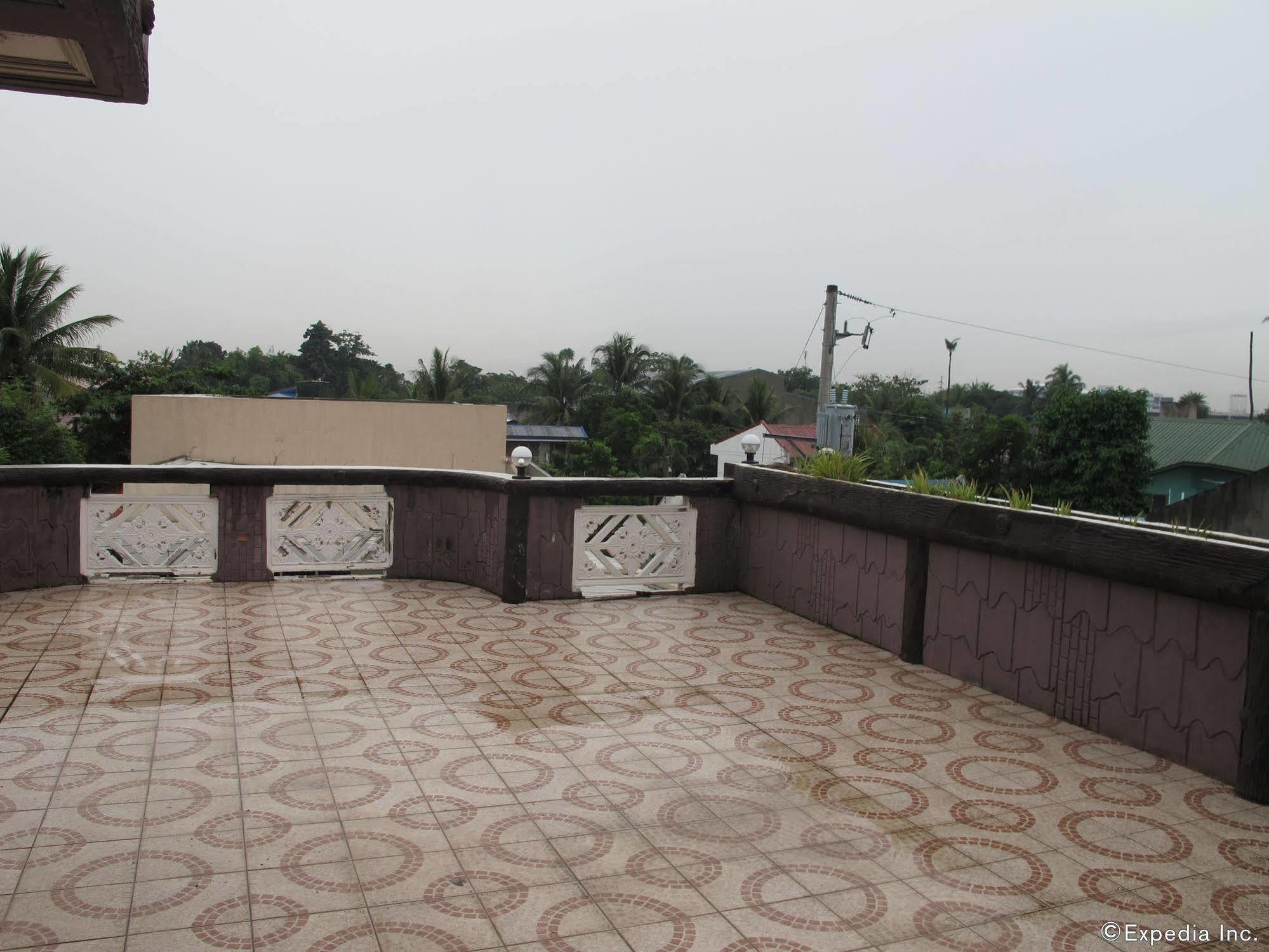 Pe'Re Aristo Guesthouse Mandaue Eksteriør billede